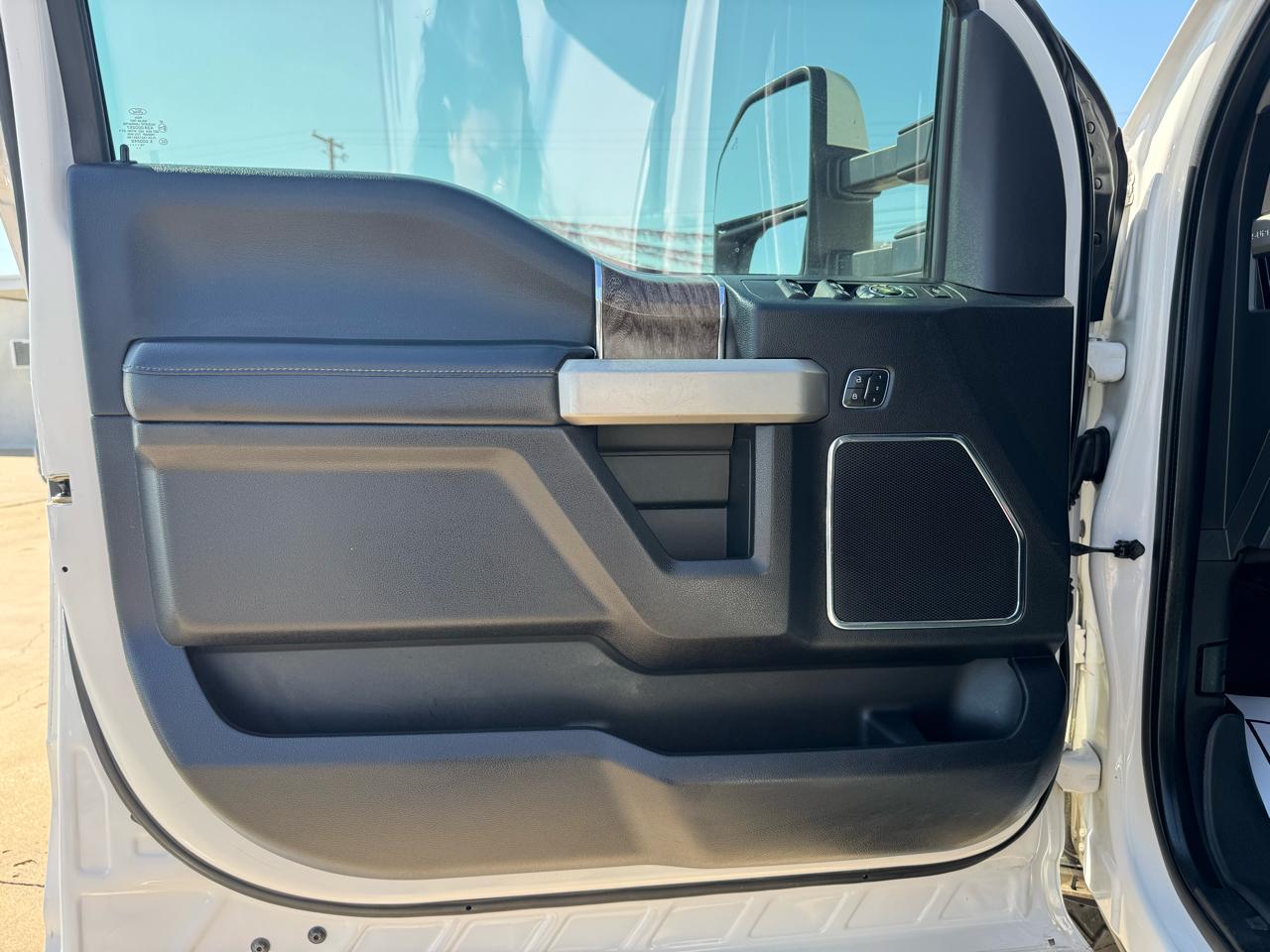 Ford F-250 SD King Ranch Crew Cab 4WD 2017