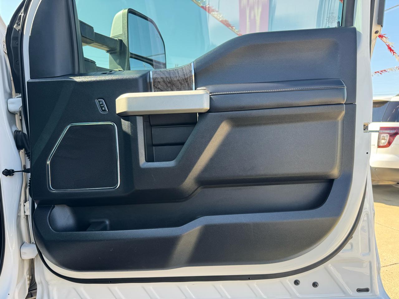 Ford F-250 SD King Ranch Crew Cab 4WD 2017