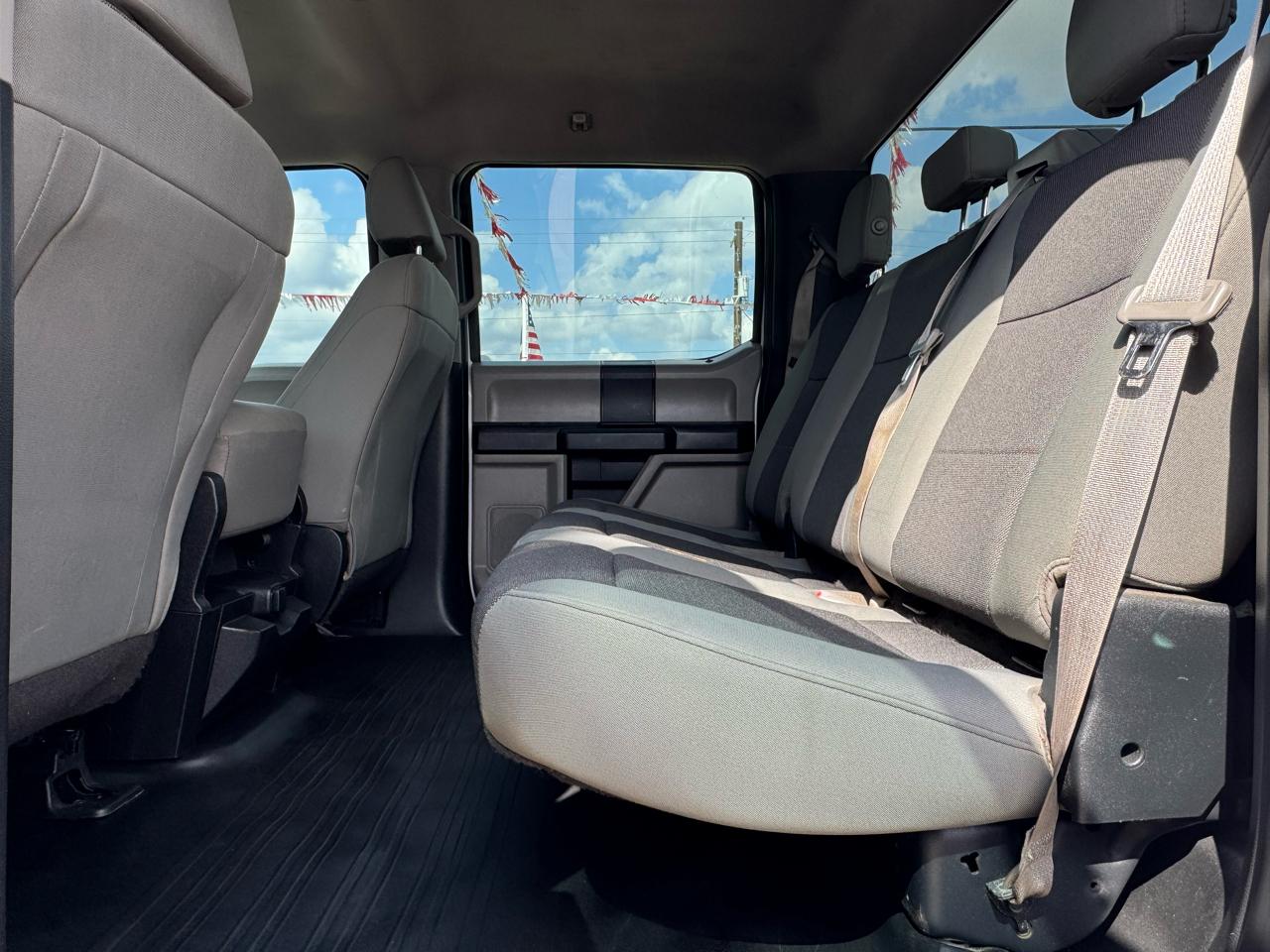 Ford F-150 Lariat SuperCrew 6.5-ft. Bed 4WD 2017