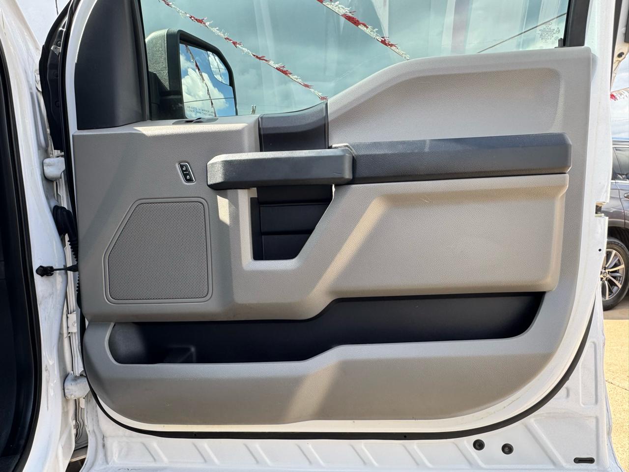 Ford F-150 Lariat SuperCrew 6.5-ft. Bed 4WD 2017