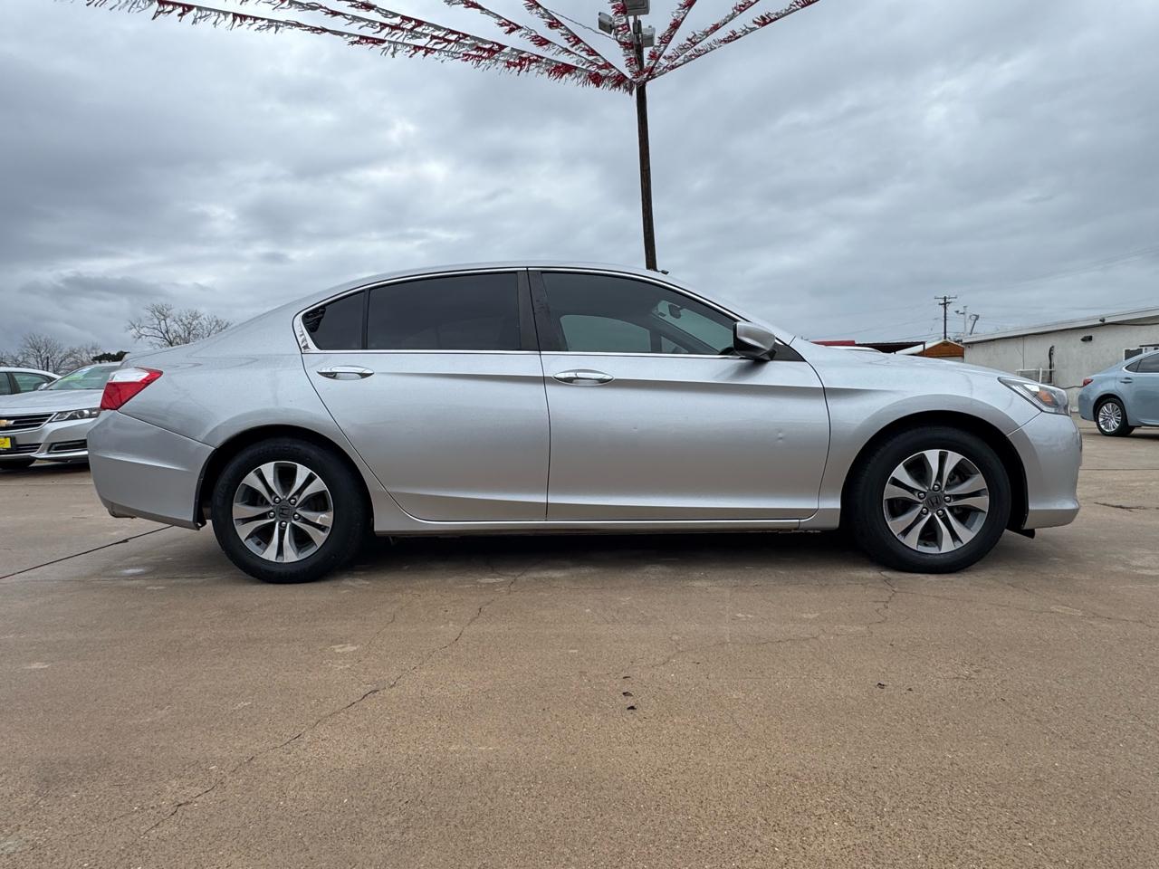 Honda Accord LX Sedan CVT 2014