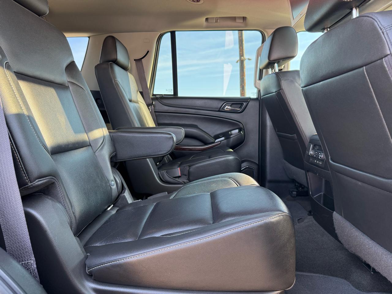 GMC Yukon SLT 2WD 2017