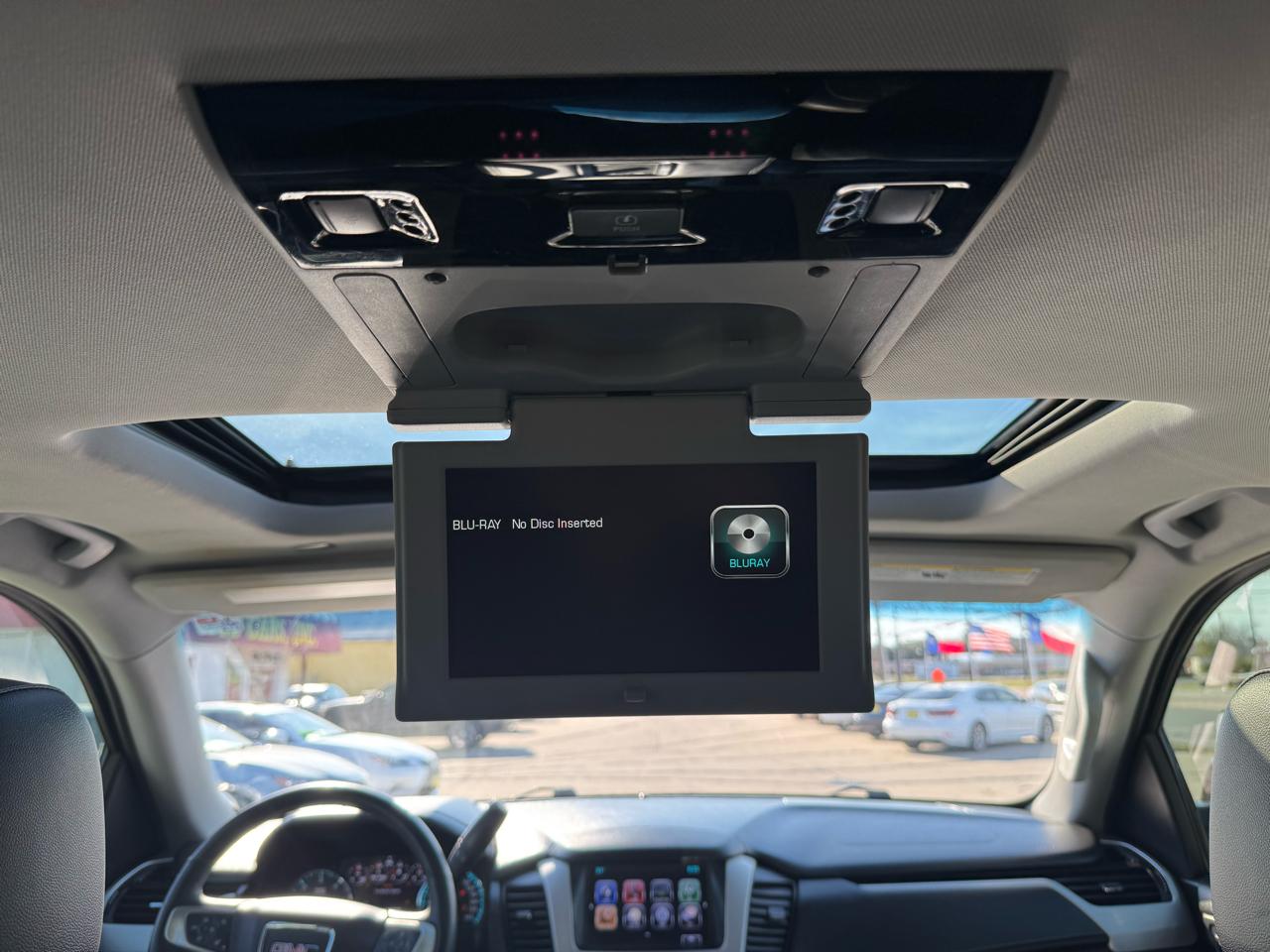 GMC Yukon SLT 2WD 2017