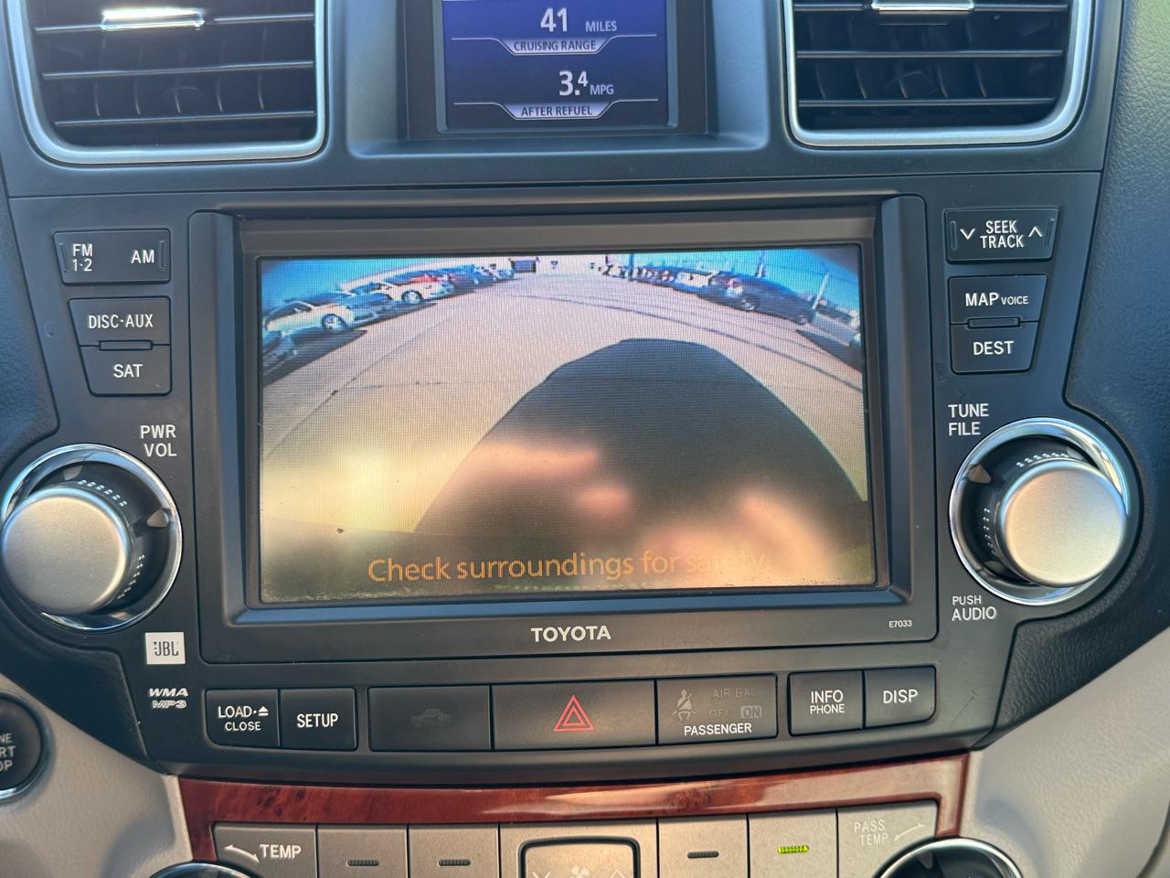 Toyota Highlander Limited 2WD 2012