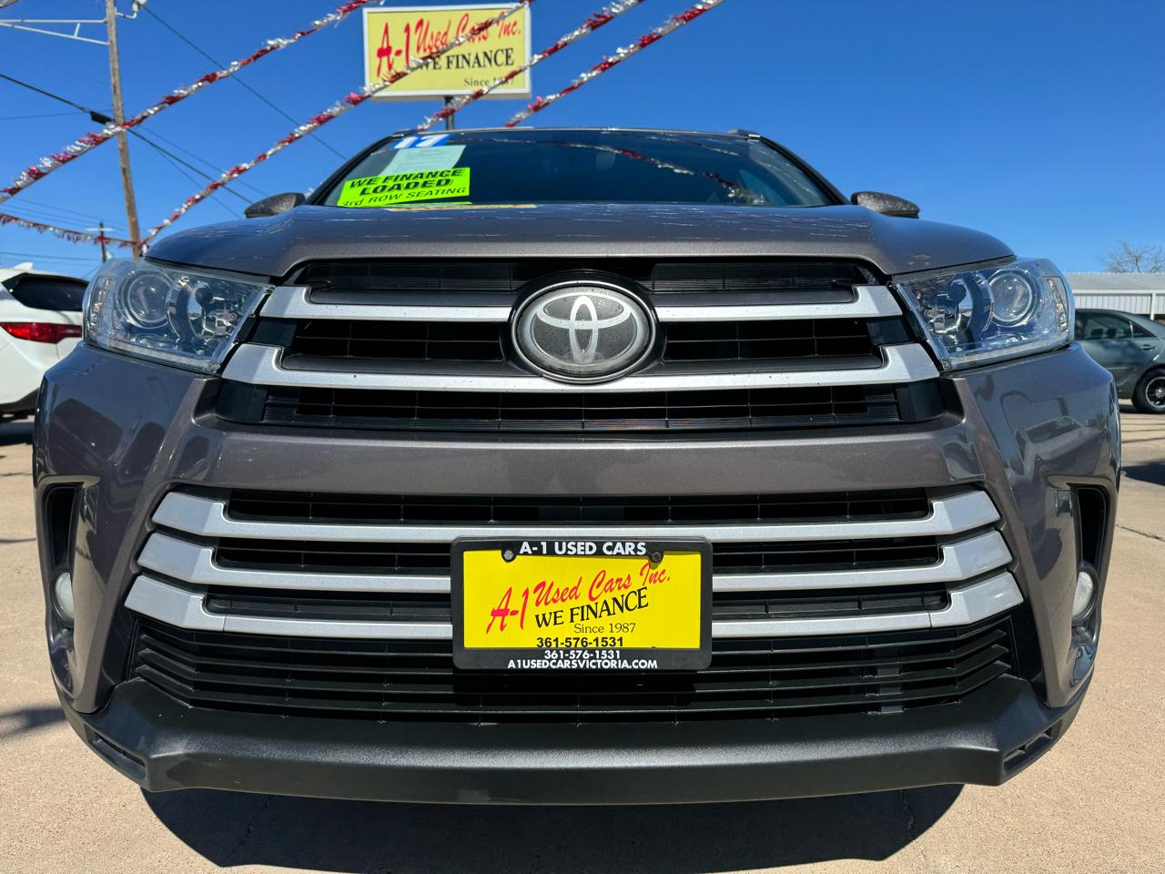 Toyota Highlander SE FWD V6 2017