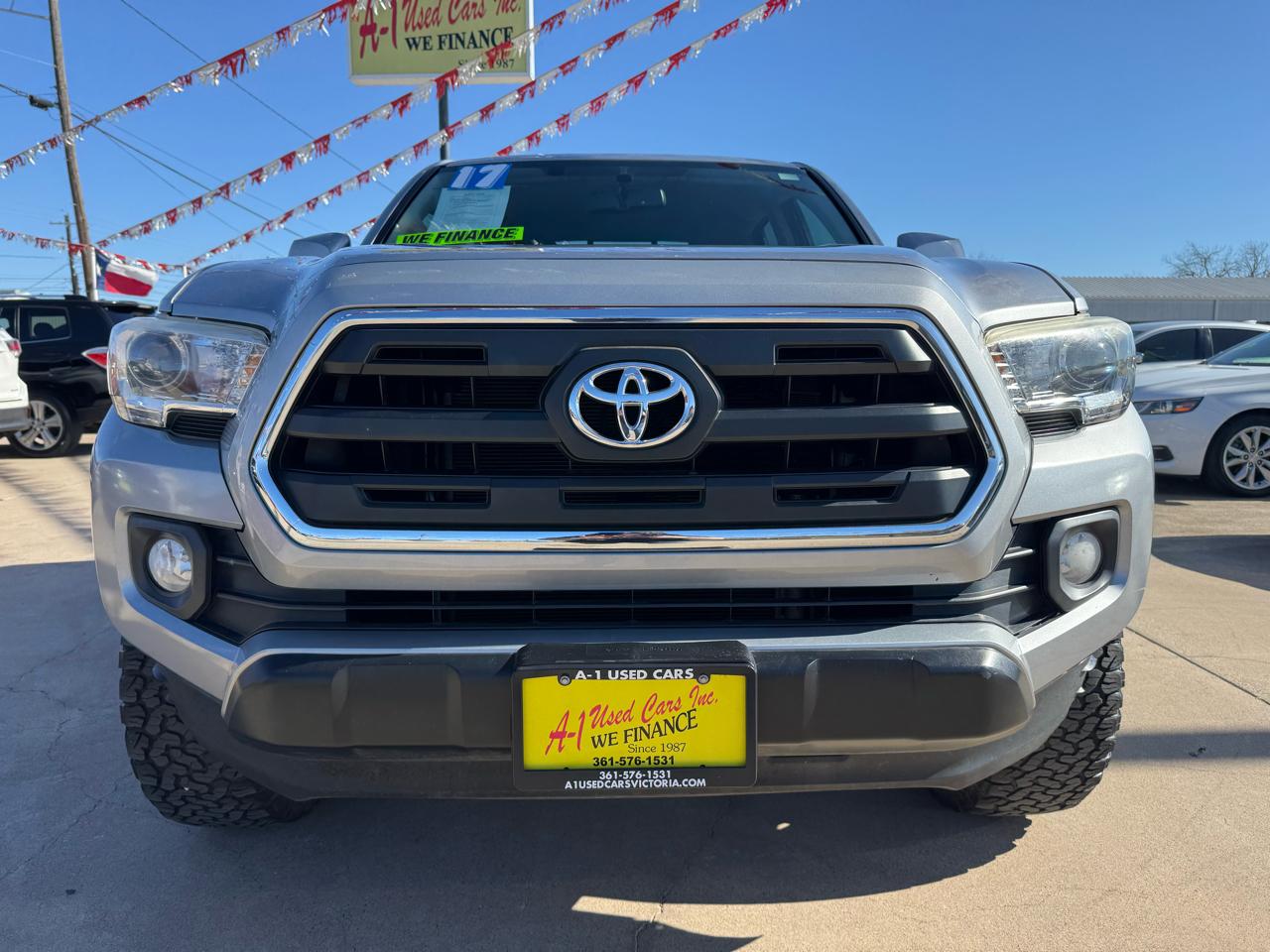 Toyota Tacoma SR5 Double Cab Long Bed V6 6AT 2WD 2017