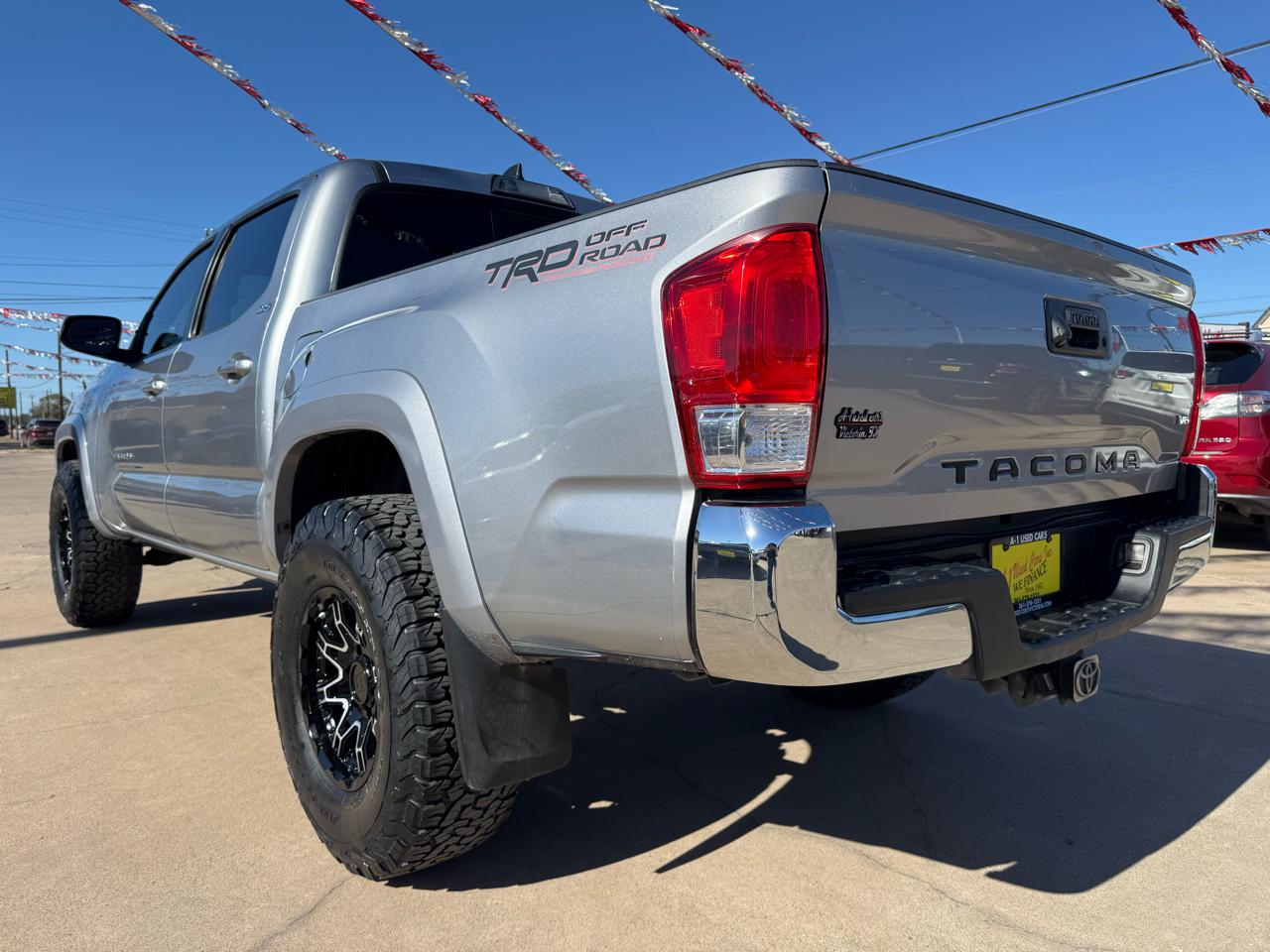 Toyota Tacoma SR5 Double Cab Long Bed V6 6AT 2WD 2017