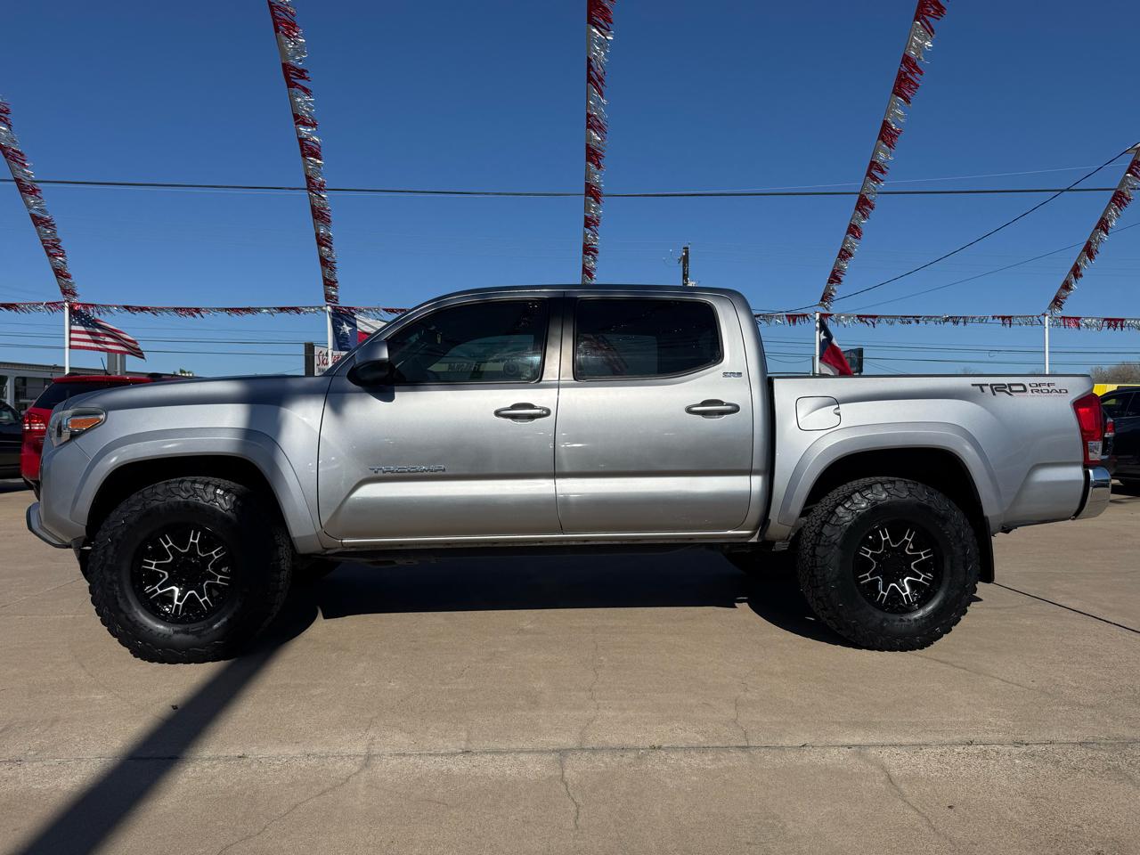 Toyota Tacoma SR5 Double Cab Long Bed V6 6AT 2WD 2017
