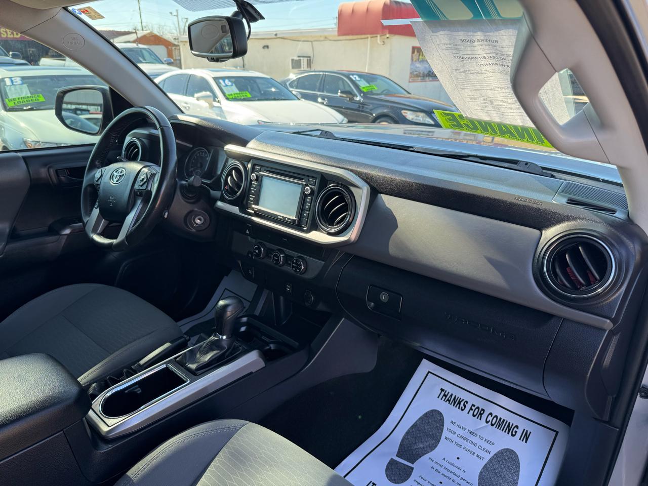 Toyota Tacoma SR5 Double Cab Long Bed V6 6AT 2WD 2017