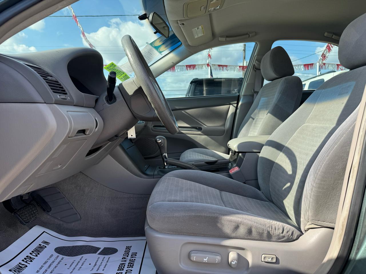 Toyota Camry Standard 2006