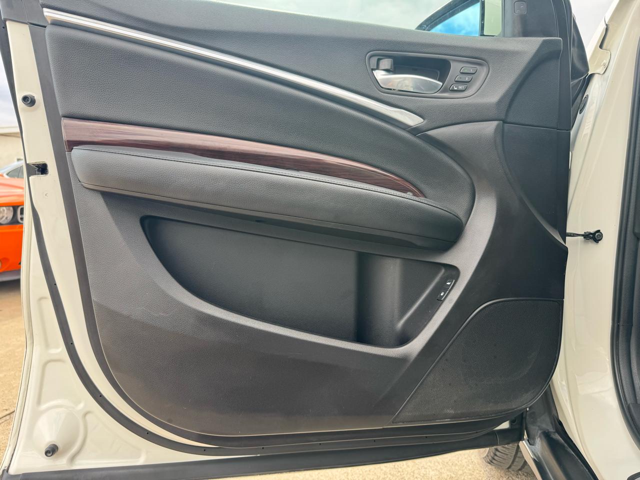 Acura MDX 9-Spd AT w/Tech Package 2016