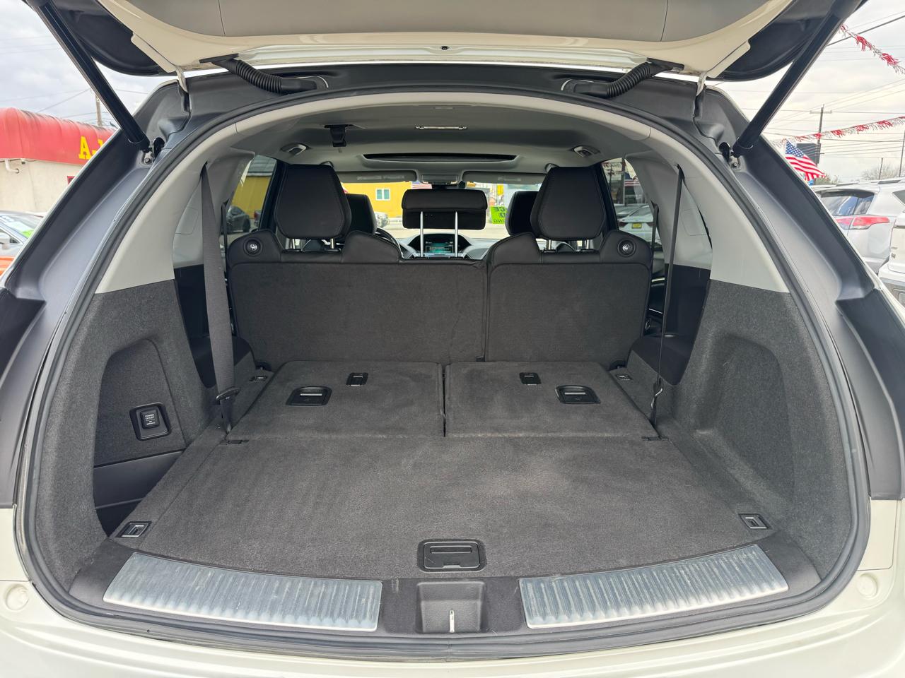 Acura MDX 9-Spd AT w/Tech Package 2016