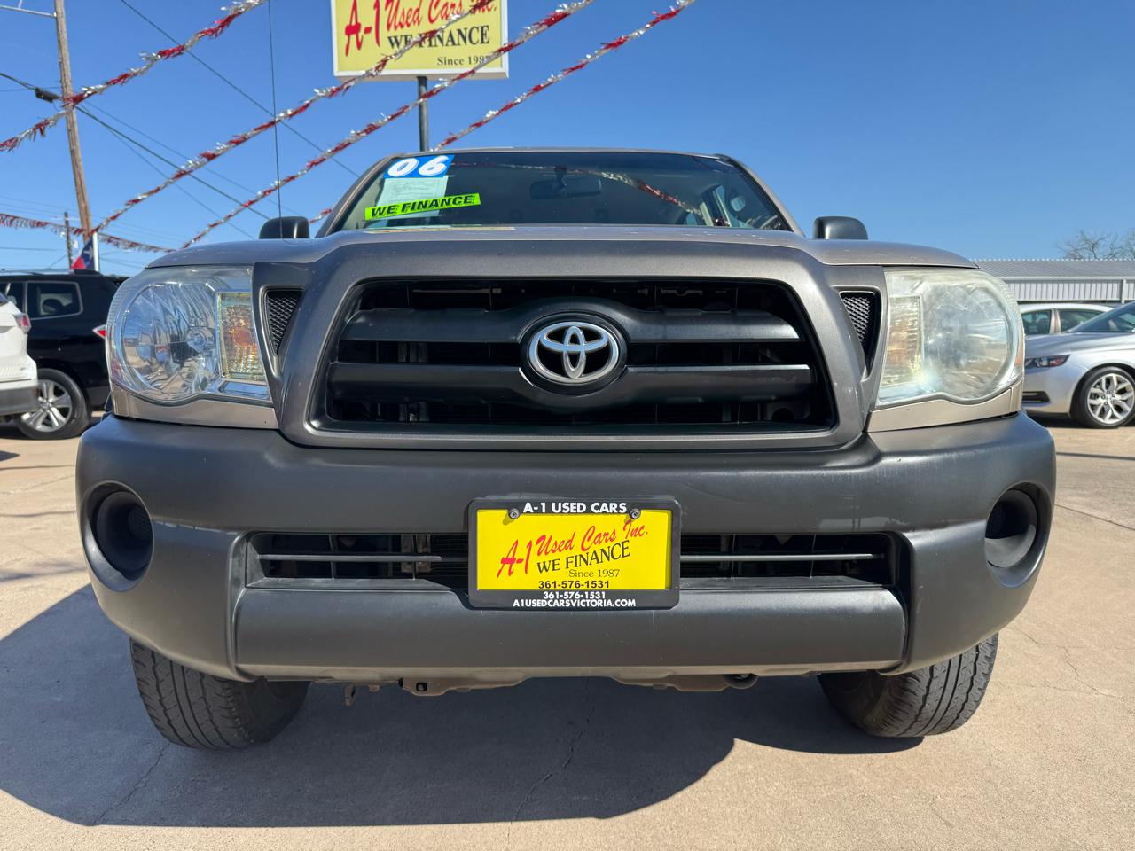 Toyota Tacoma PreRunner Double Cab V6 Auto 2WD 2006