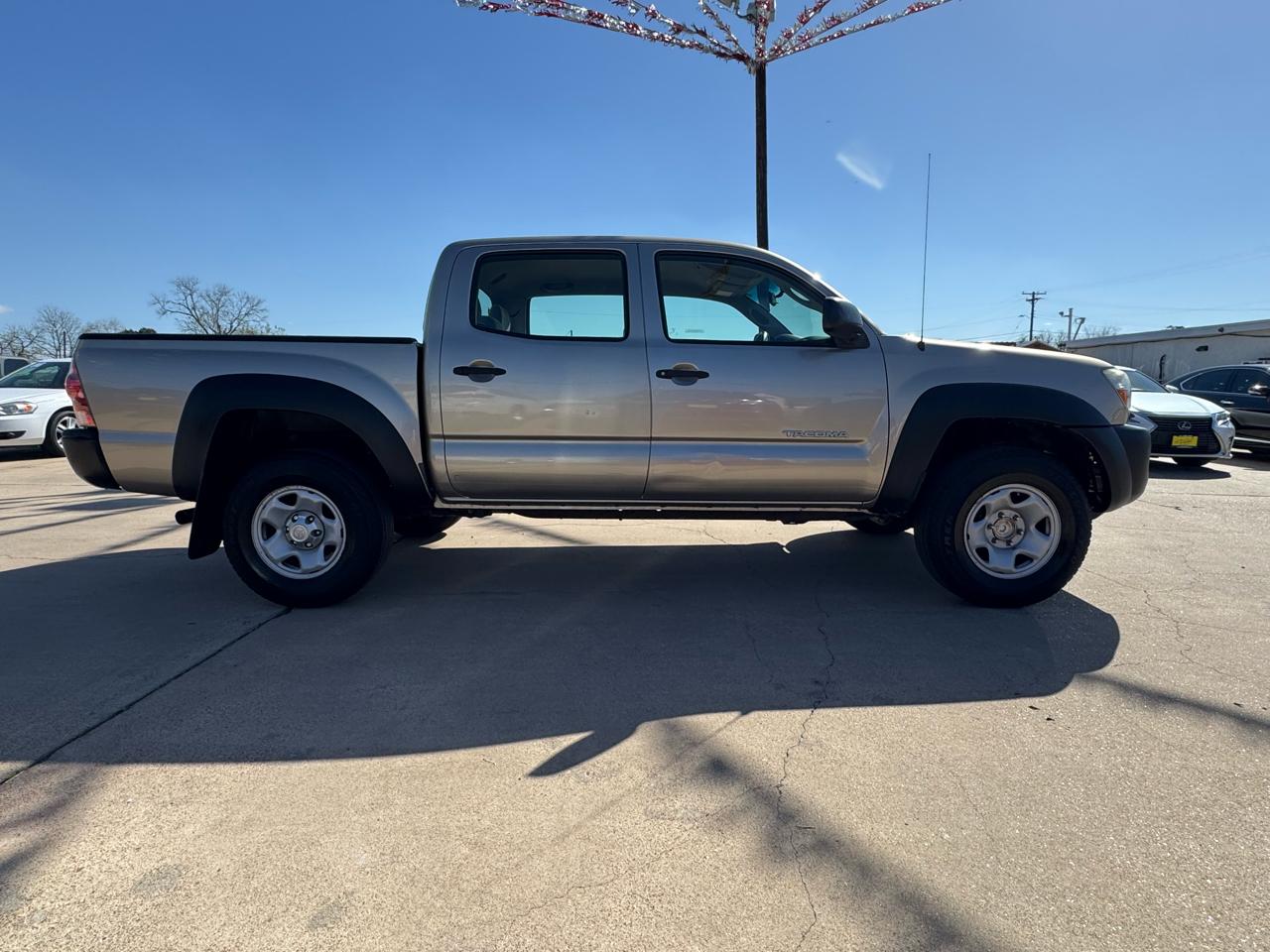 Toyota Tacoma PreRunner Double Cab V6 Auto 2WD 2006