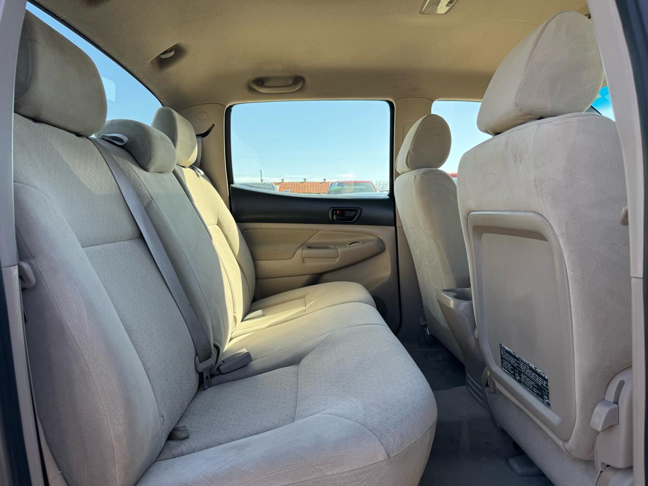 Toyota Tacoma PreRunner Double Cab V6 Auto 2WD 2006