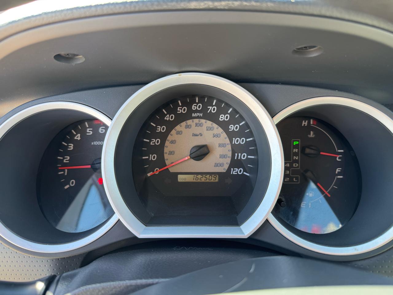 Toyota Tacoma PreRunner Double Cab V6 Auto 2WD 2006