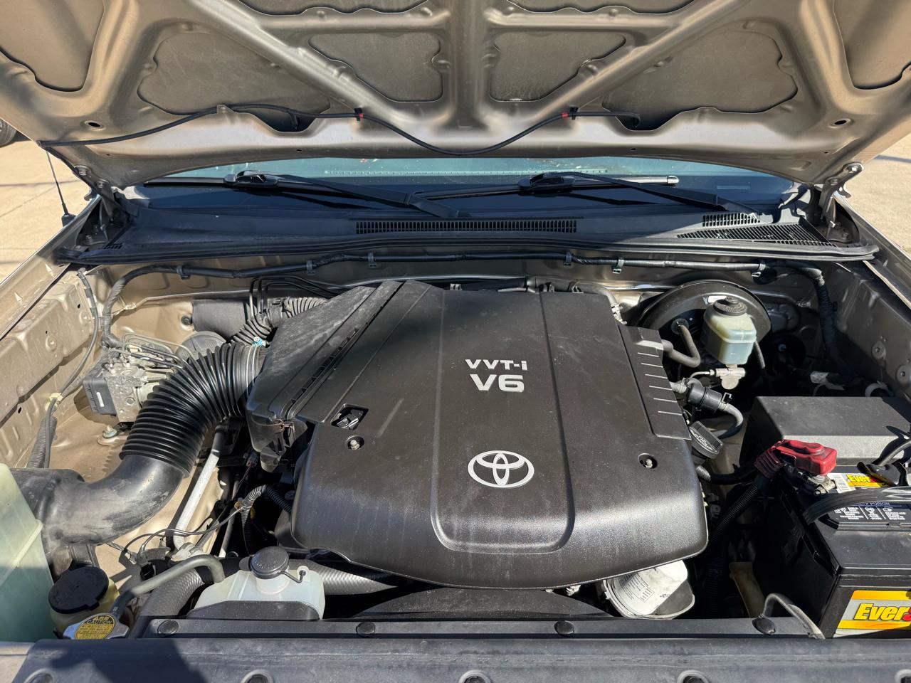 Toyota Tacoma PreRunner Double Cab V6 Auto 2WD 2006