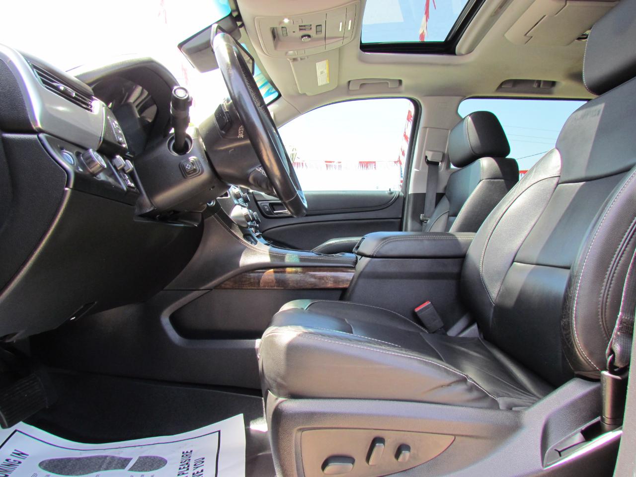 Chevrolet Suburban LT 2WD 2020