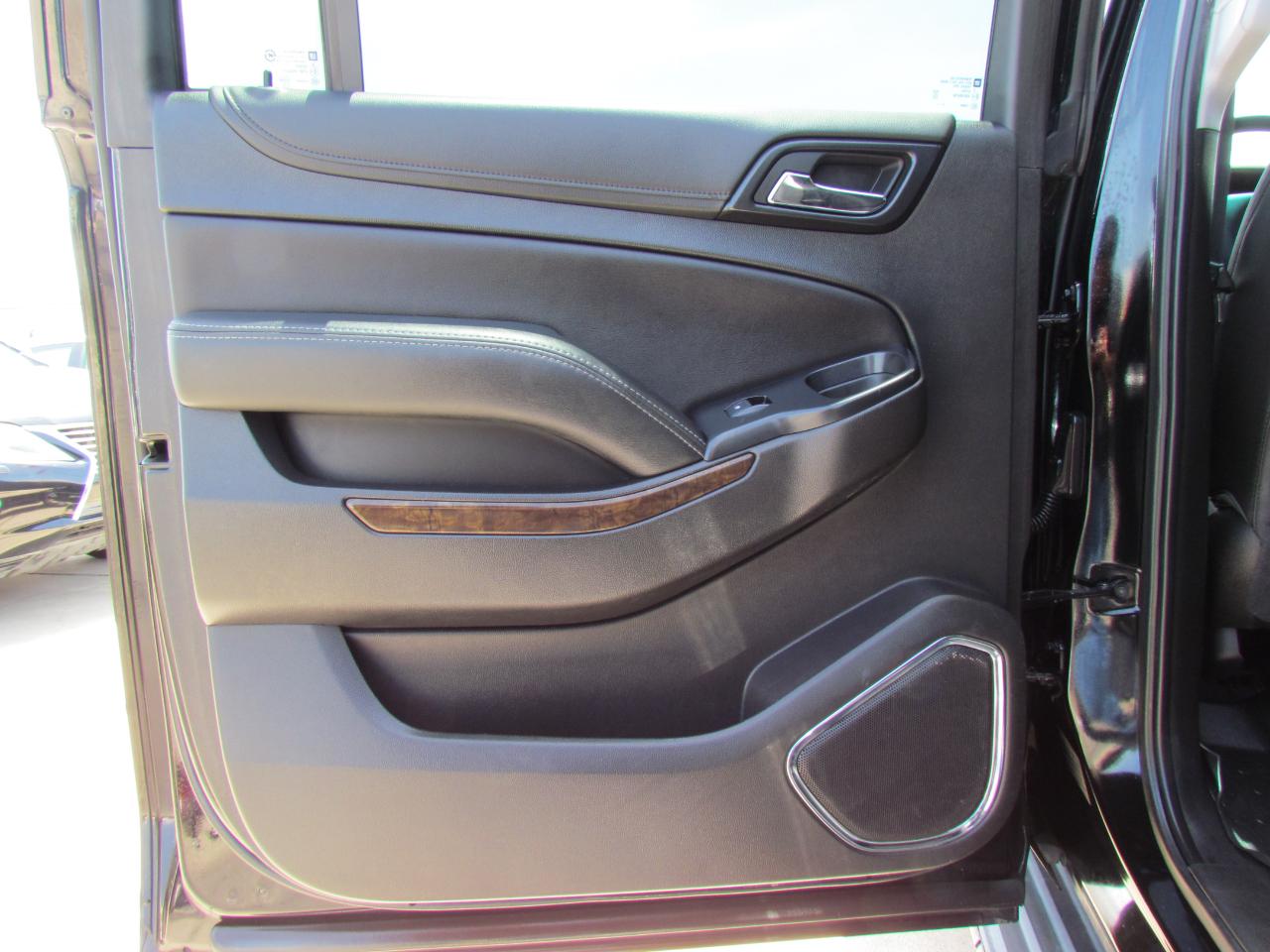Chevrolet Suburban LT 2WD 2020