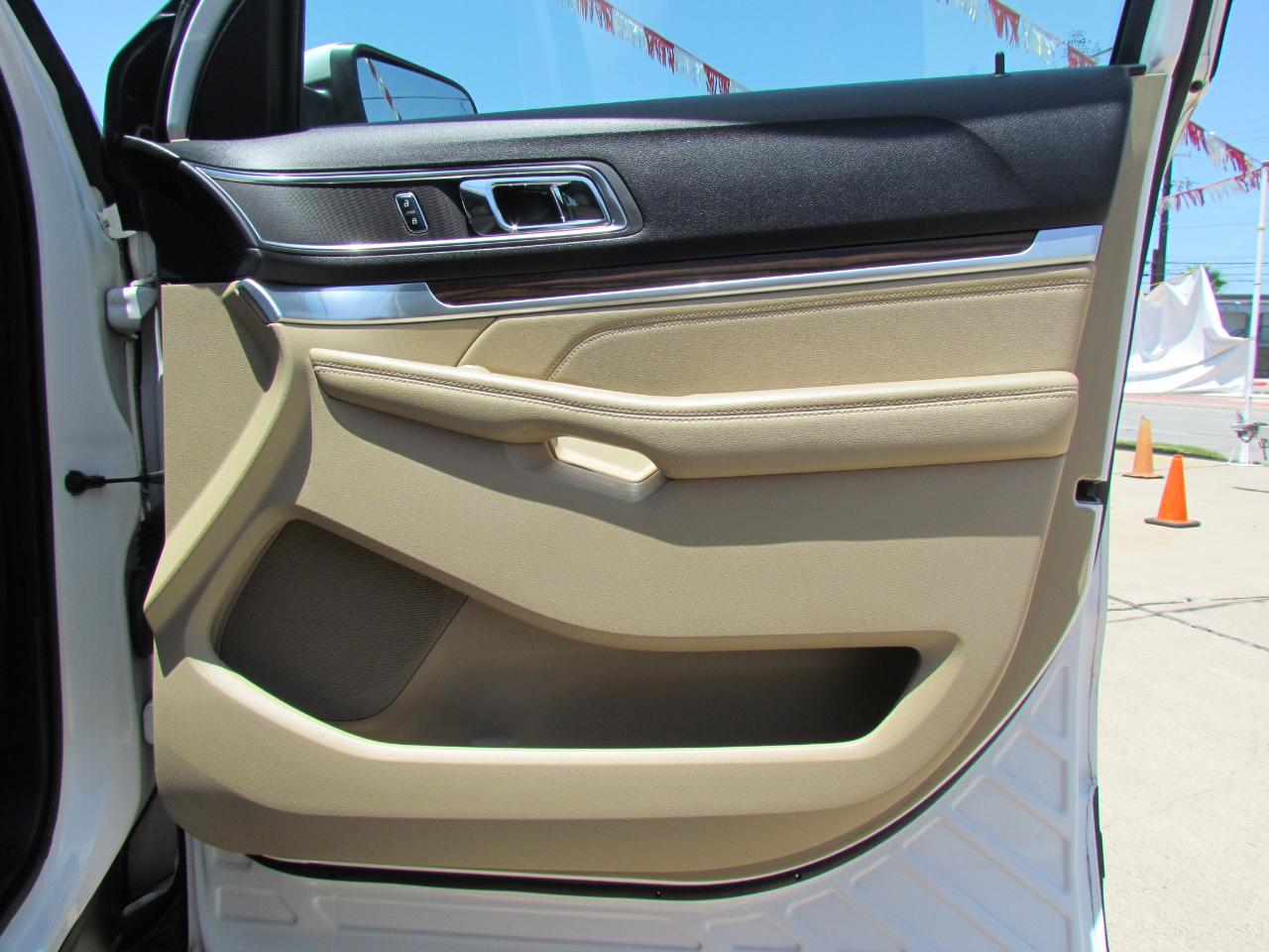 Ford Explorer Limited FWD 2016