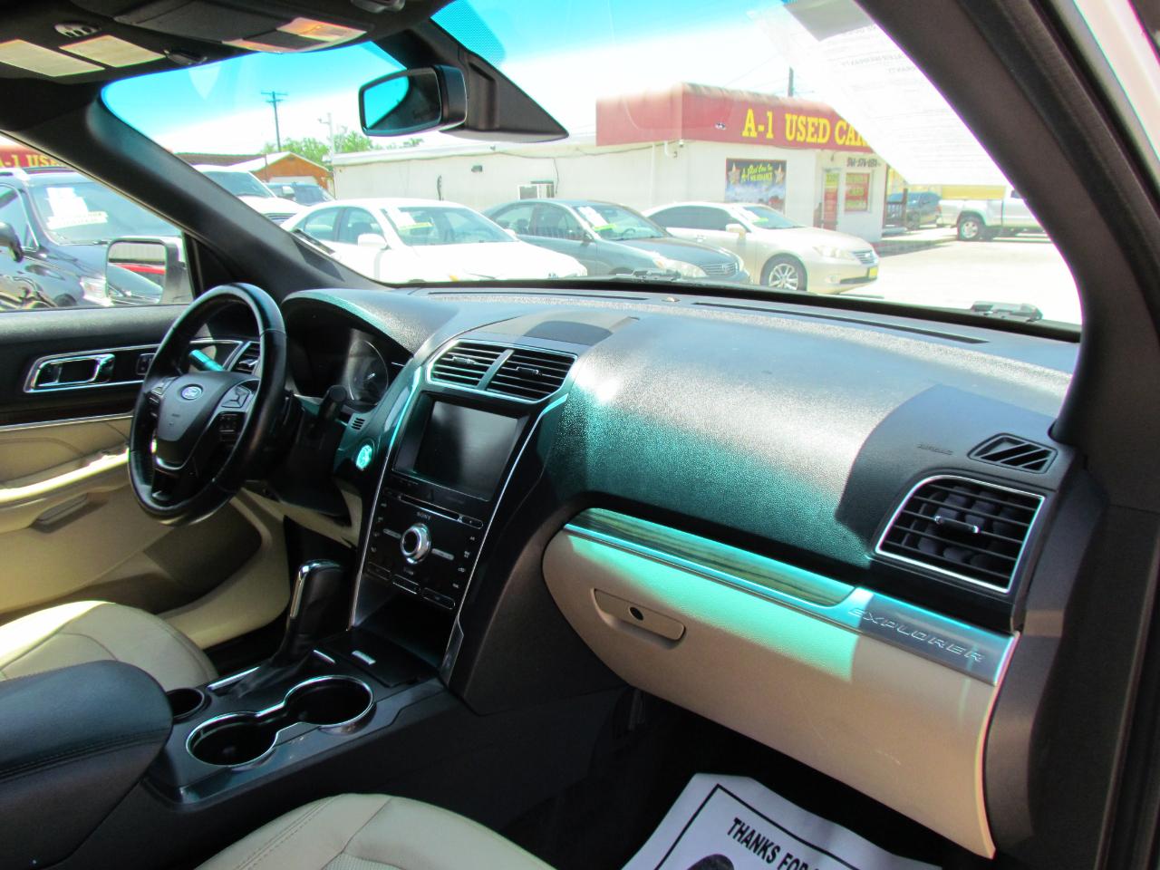 Ford Explorer Limited FWD 2016