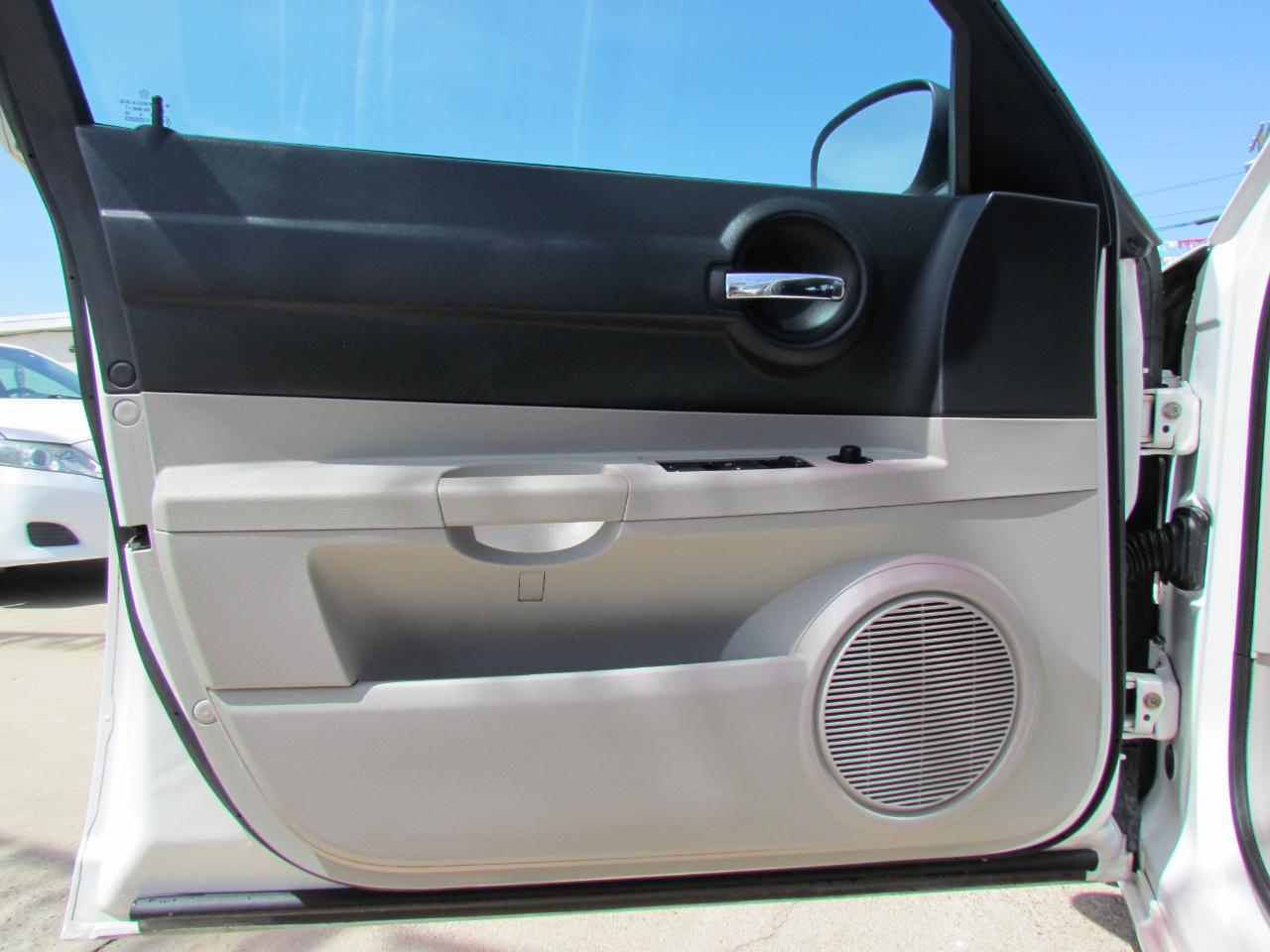 Dodge Charger Base 2006