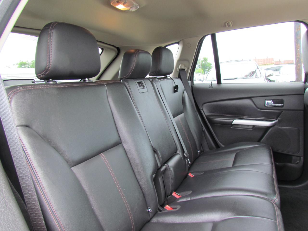 Ford Edge SEL FWD 2013