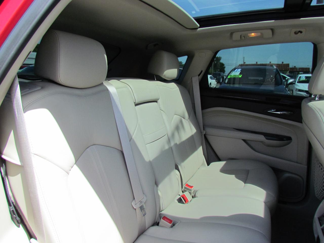 Cadillac SRX Luxury 2012
