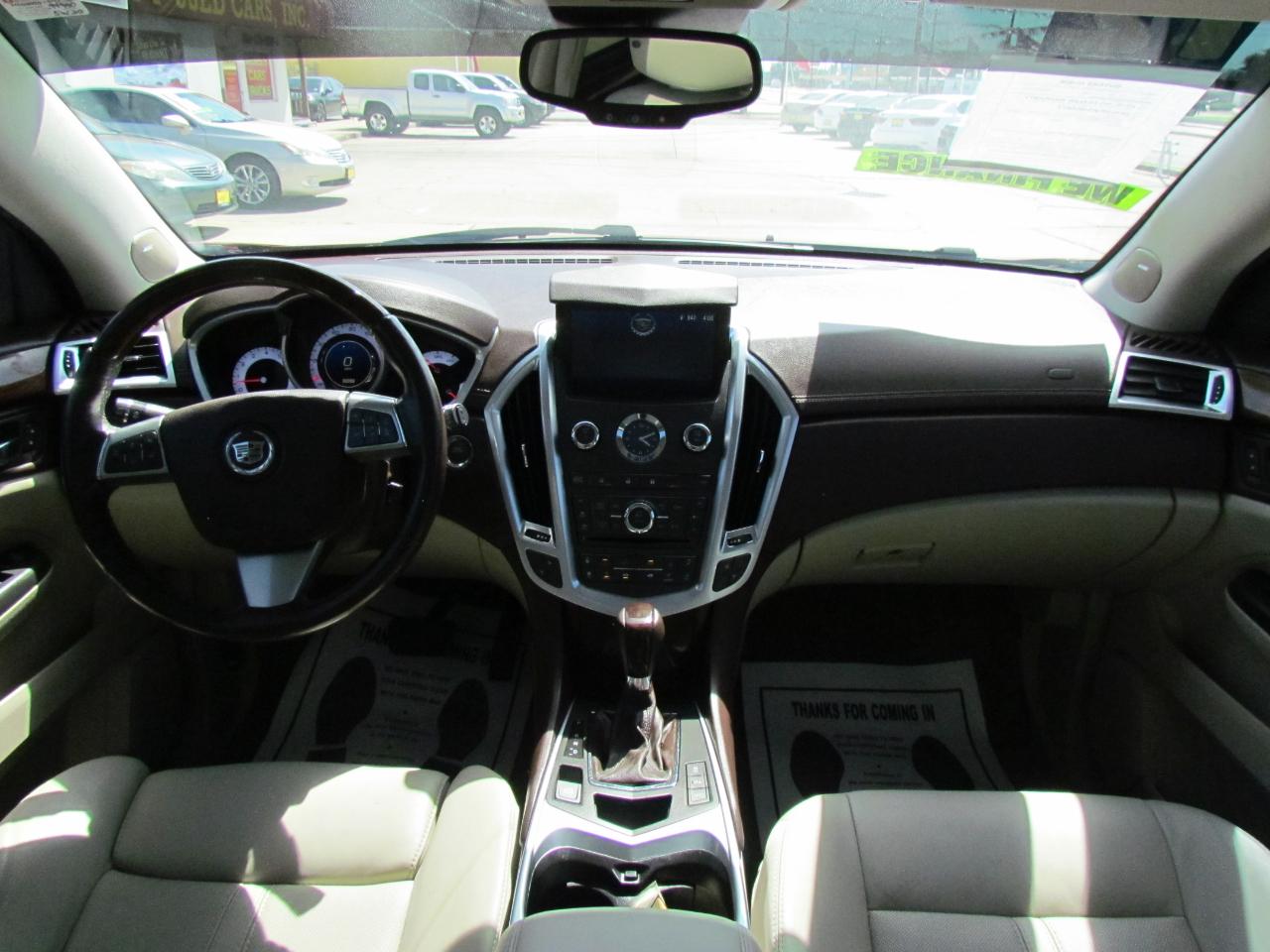 Cadillac SRX Luxury 2012