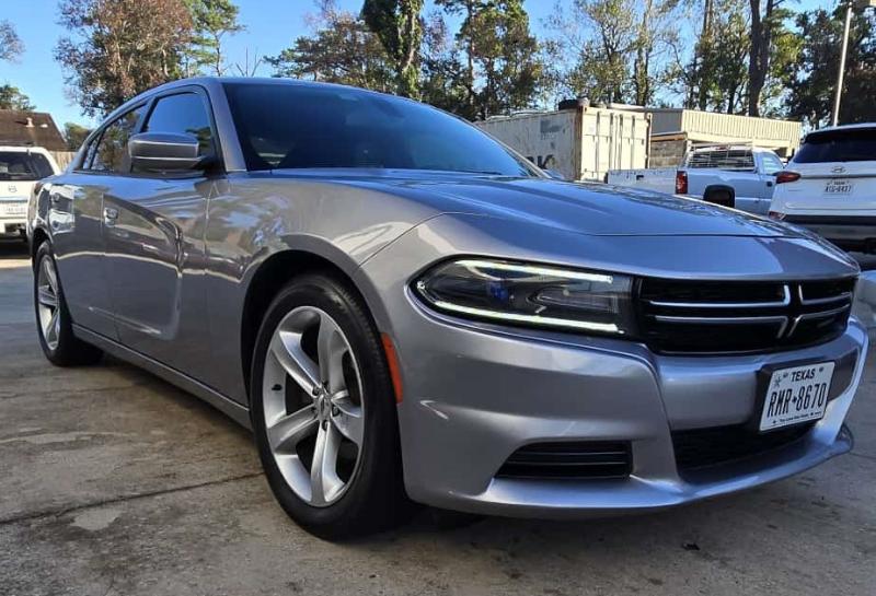 Dodge Charger SE 2015