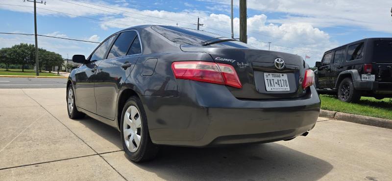 Toyota Camry XLE 5-Spd AT 2009