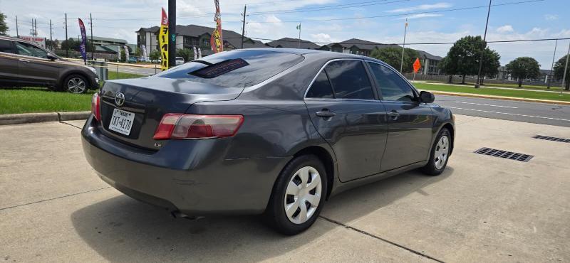 Toyota Camry XLE 5-Spd AT 2009