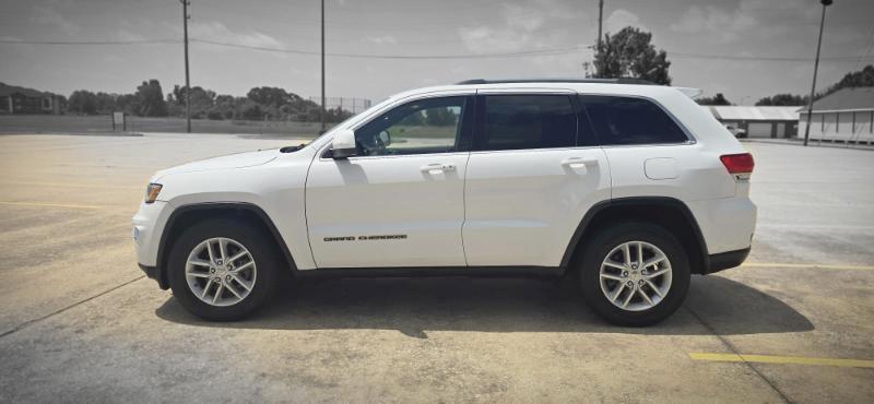 Jeep Grand Cherokee Laredo 2WD 2018