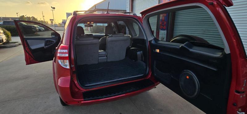 Toyota RAV4 Limited I4 2WD 2009
