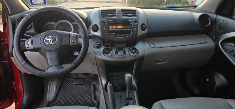Toyota RAV4 Limited I4 2WD 2009