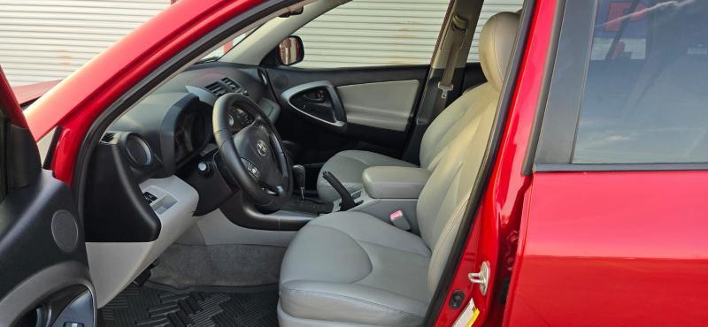 Toyota RAV4 Limited I4 2WD 2009
