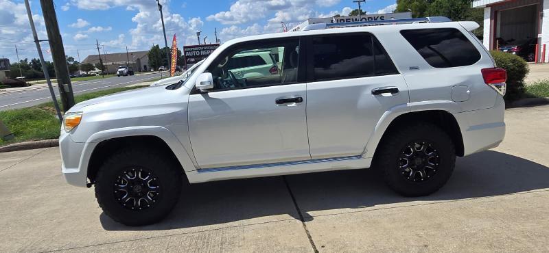 Toyota 4Runner SR5 2WD 2013