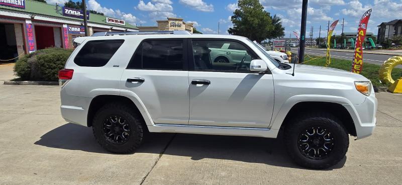 Toyota 4Runner SR5 2WD 2013