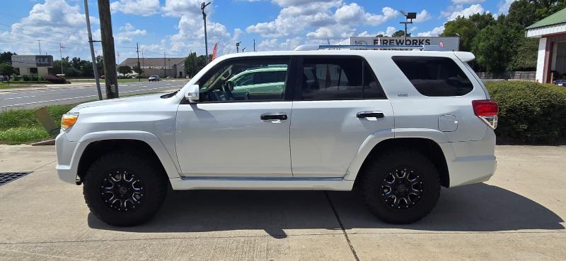 Toyota 4Runner SR5 2WD 2013