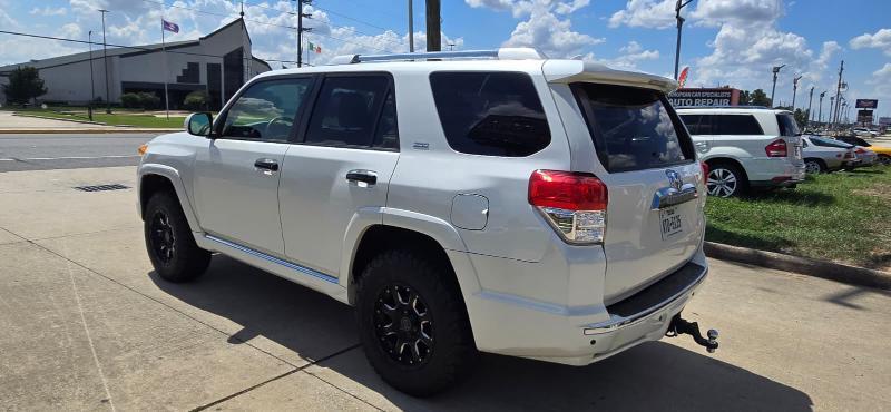 Toyota 4Runner SR5 2WD 2013