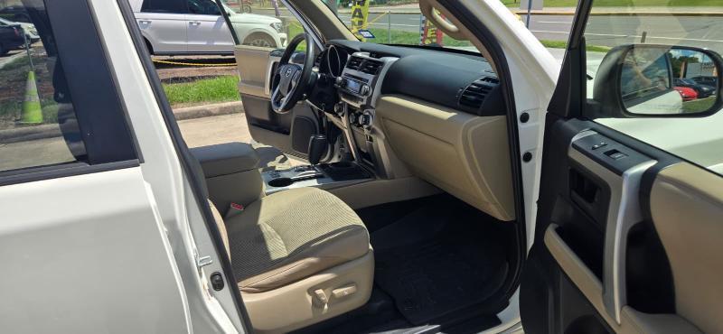 Toyota 4Runner SR5 2WD 2013