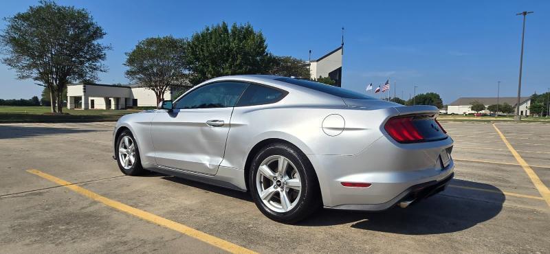 Ford Mustang EcoBoost Coupe 2019