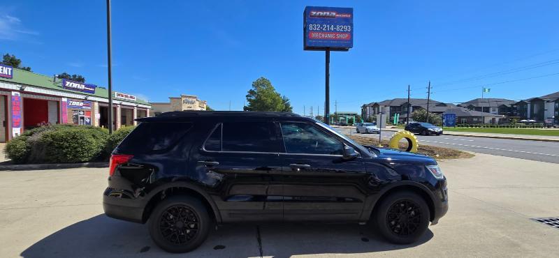 Ford Explorer Base FWD 2016