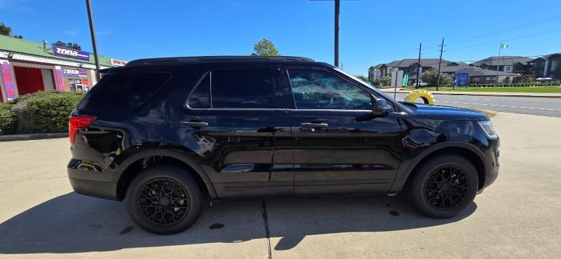 Ford Explorer Base FWD 2016