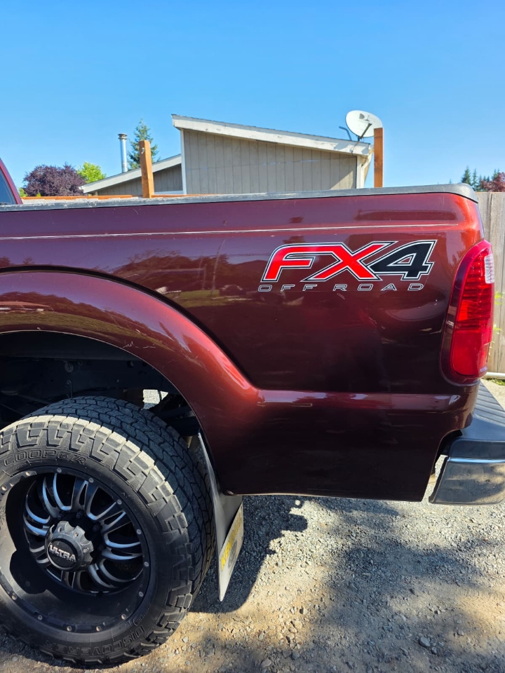 Ford 1 Ton Trucks Supercab 155" WB DRW 2015