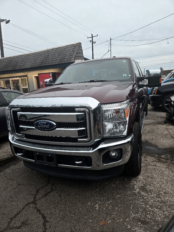Ford 1 Ton Trucks Supercab 155" WB DRW 2015