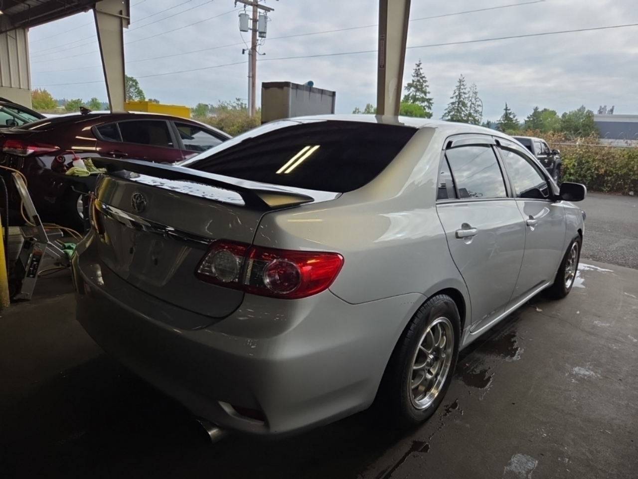 Toyota Corolla S 5-Speed MT 2011 Toyota Corolla S 5-Speed MT 2011