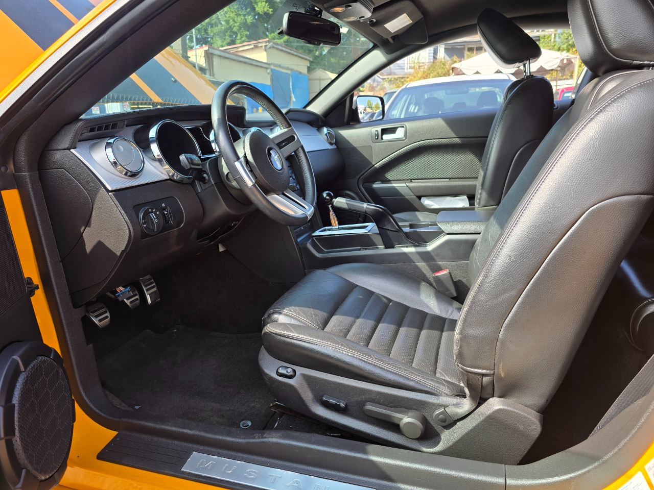 Ford Mustang GT Deluxe Coupe 2007 Ford Mustang GT Deluxe Coupe 2007