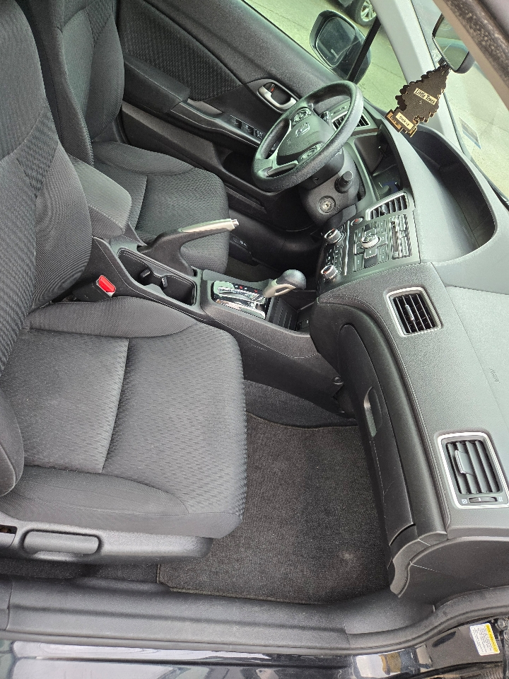 Honda Civic LX Sedan CVT 2015 Honda Civic LX Sedan CVT 2015