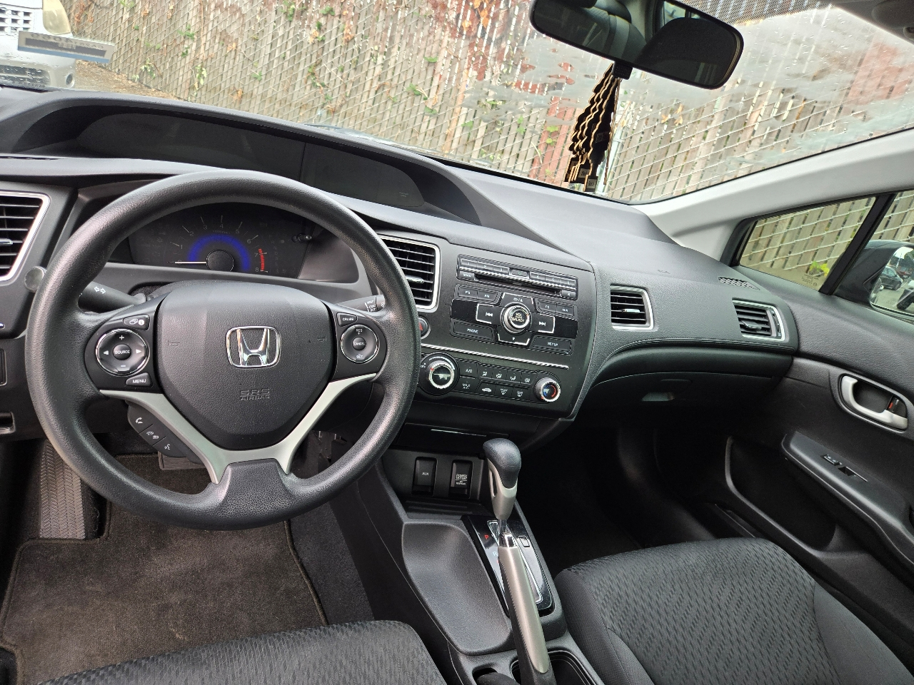 Honda Civic LX Sedan CVT 2015 Honda Civic LX Sedan CVT 2015